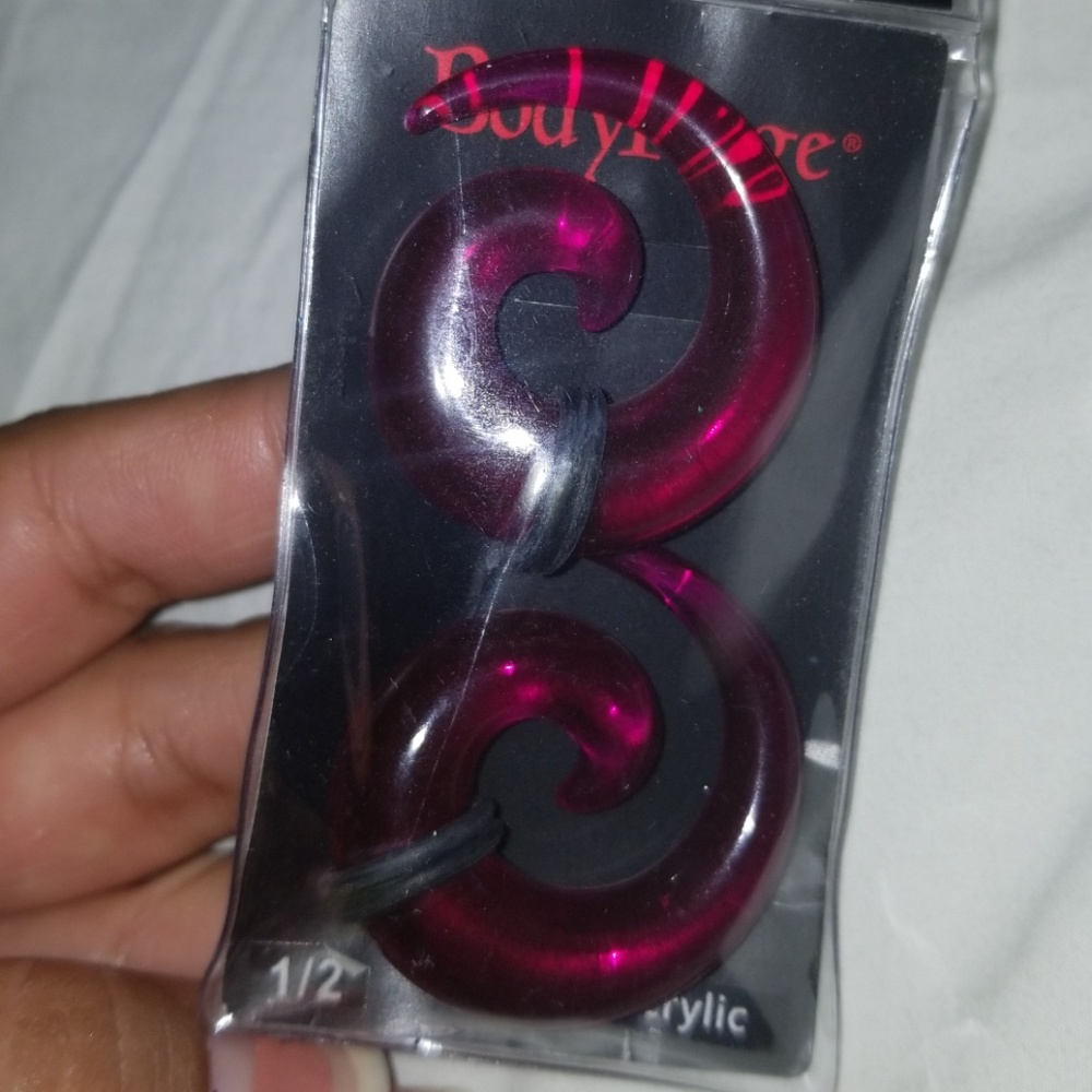BNIB: Purple/Magenta 1/2 Guages